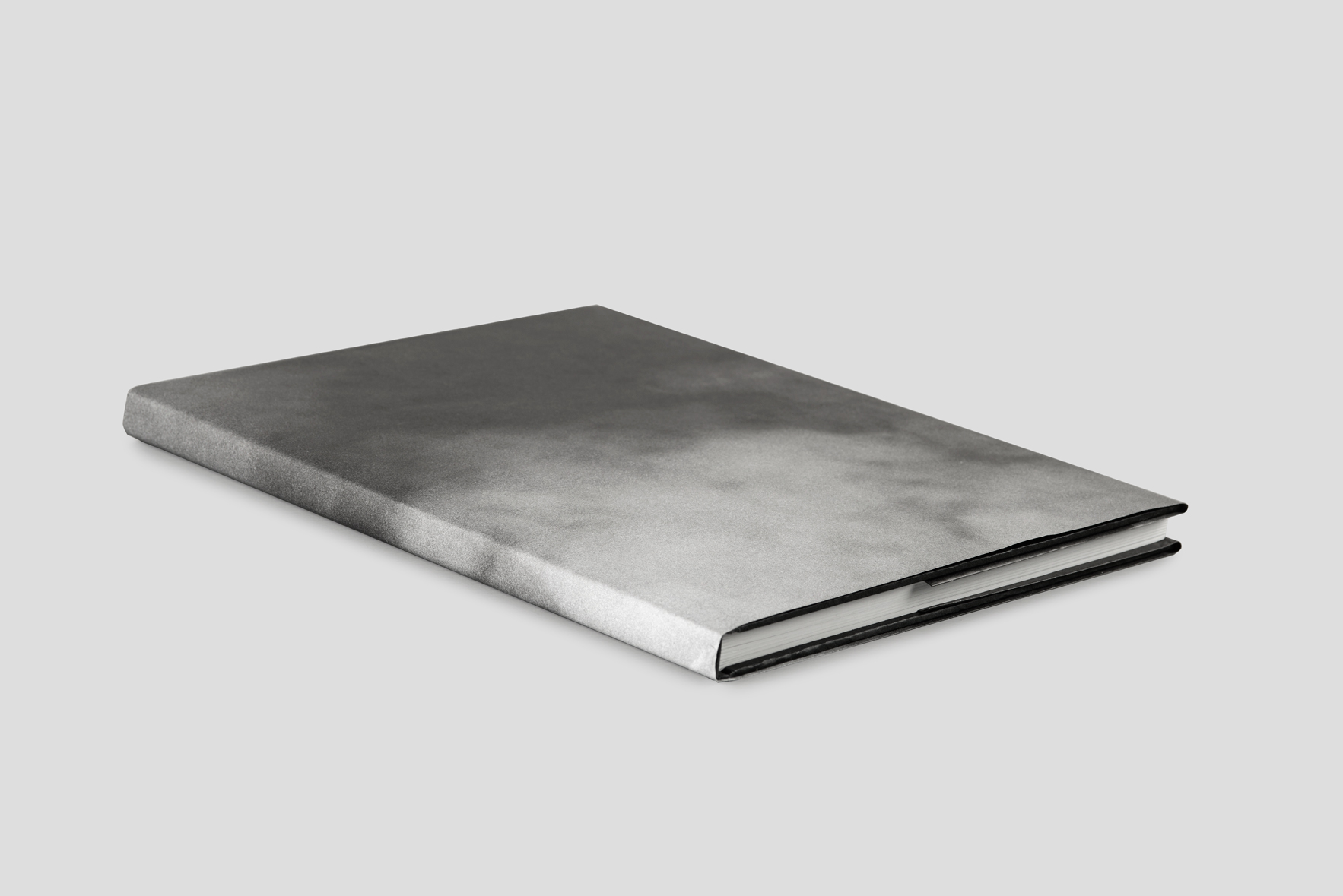 Nero su bianco NERO Editions
